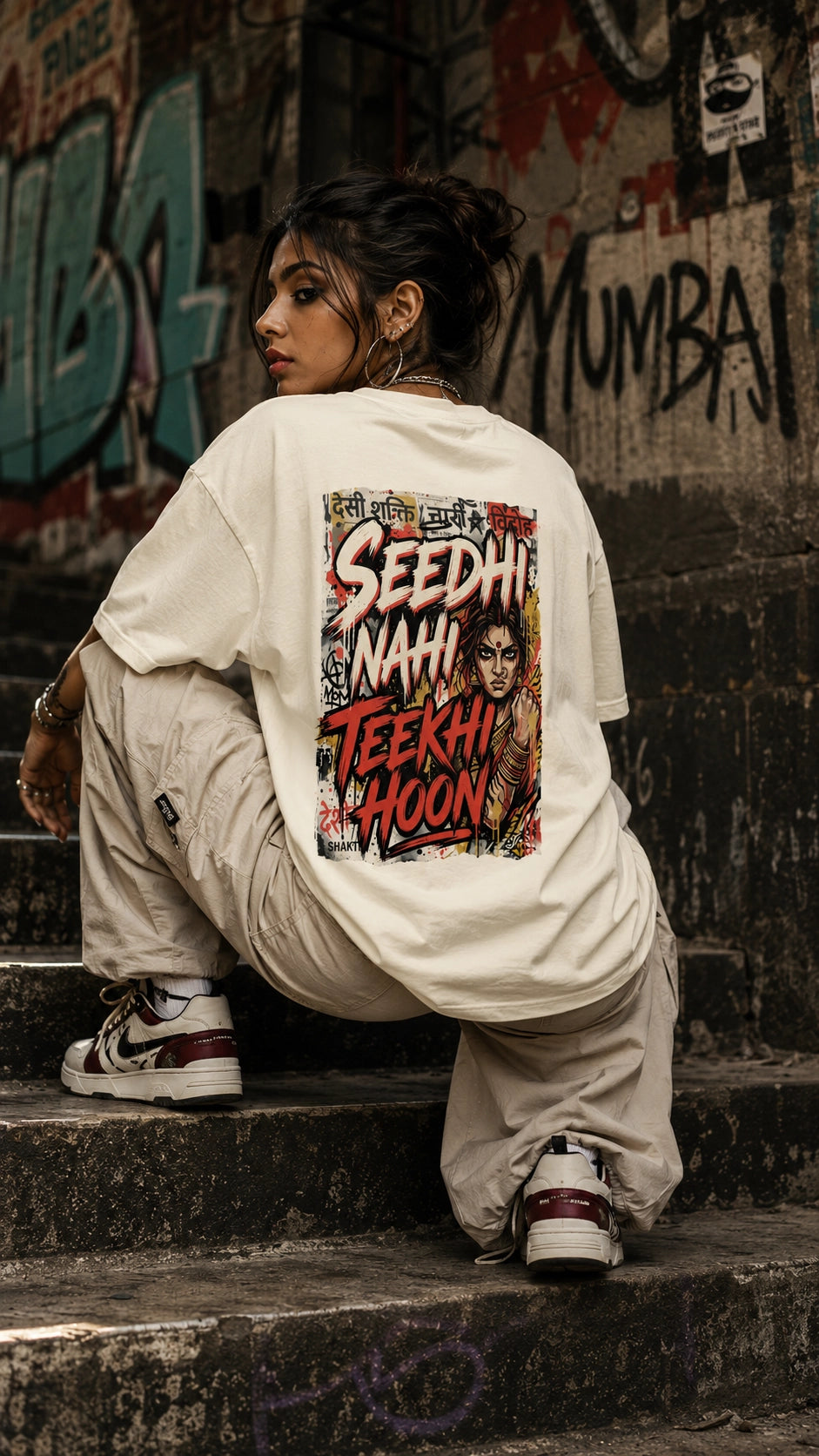 Seedhi Nahi Teekhi Hoon Oversized T-Shirt